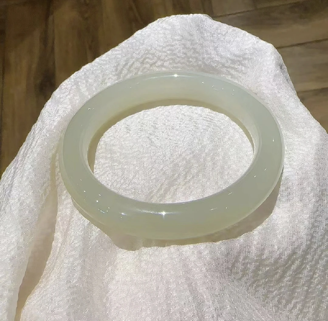 天然正宗晴水和田玉高冰气质时尚百搭颜色微差