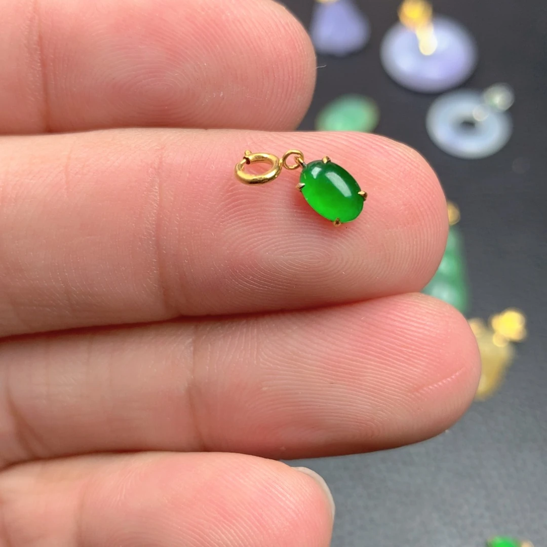 【闪购商品】颈饰18K金镶嵌翡翠翡翠