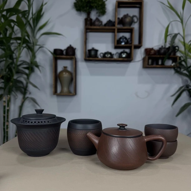 云南建水紫陶叶脉纹汉瓦套装组合纯手工
