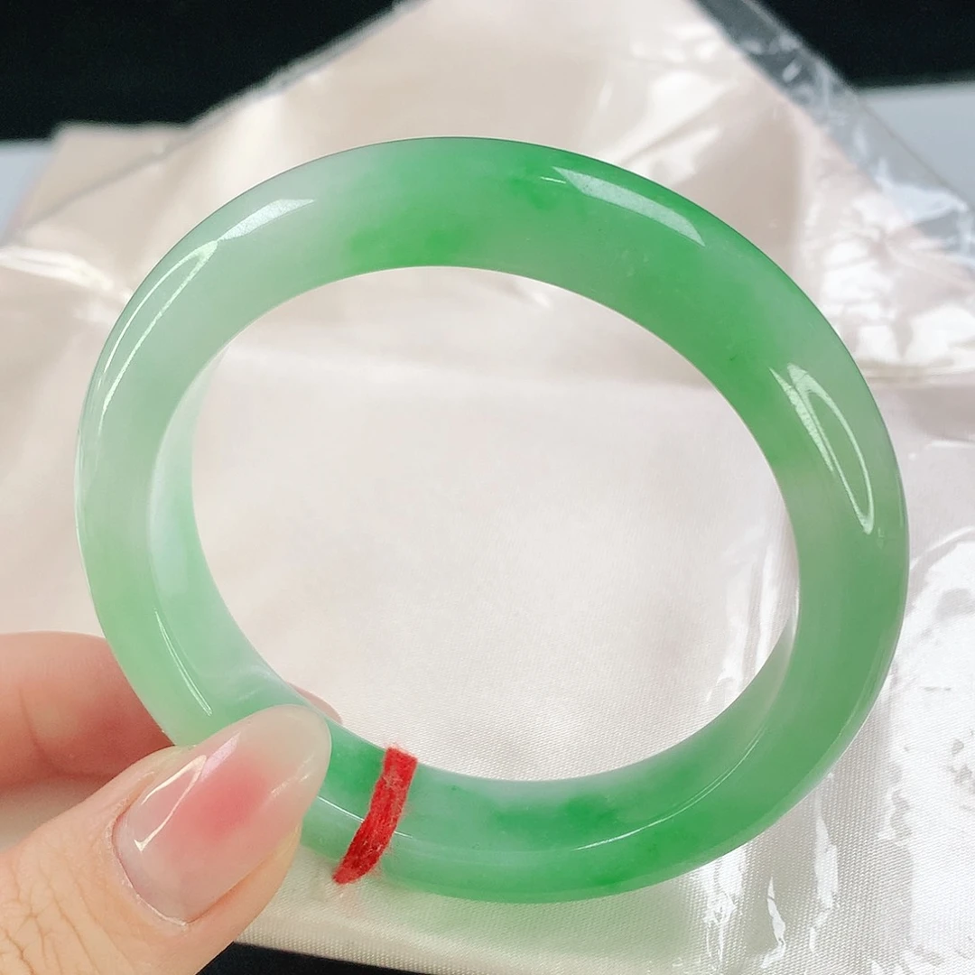 未镶嵌手镯翡翠663