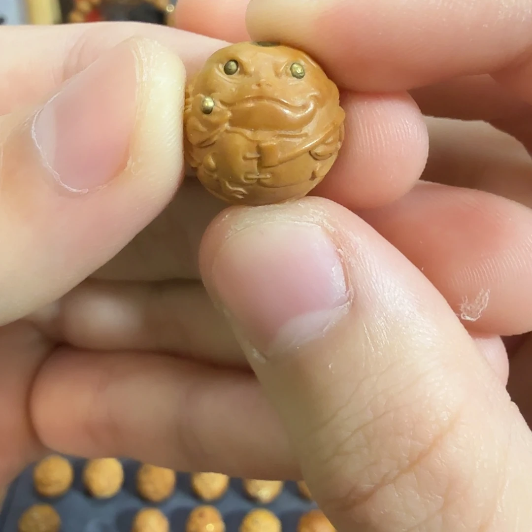 吊坠猴头核桃一颗文太卡15左右