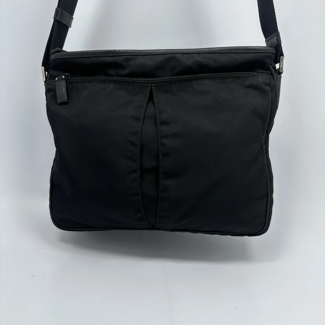 95新 Prada/普拉达 普拉达中号口袋包