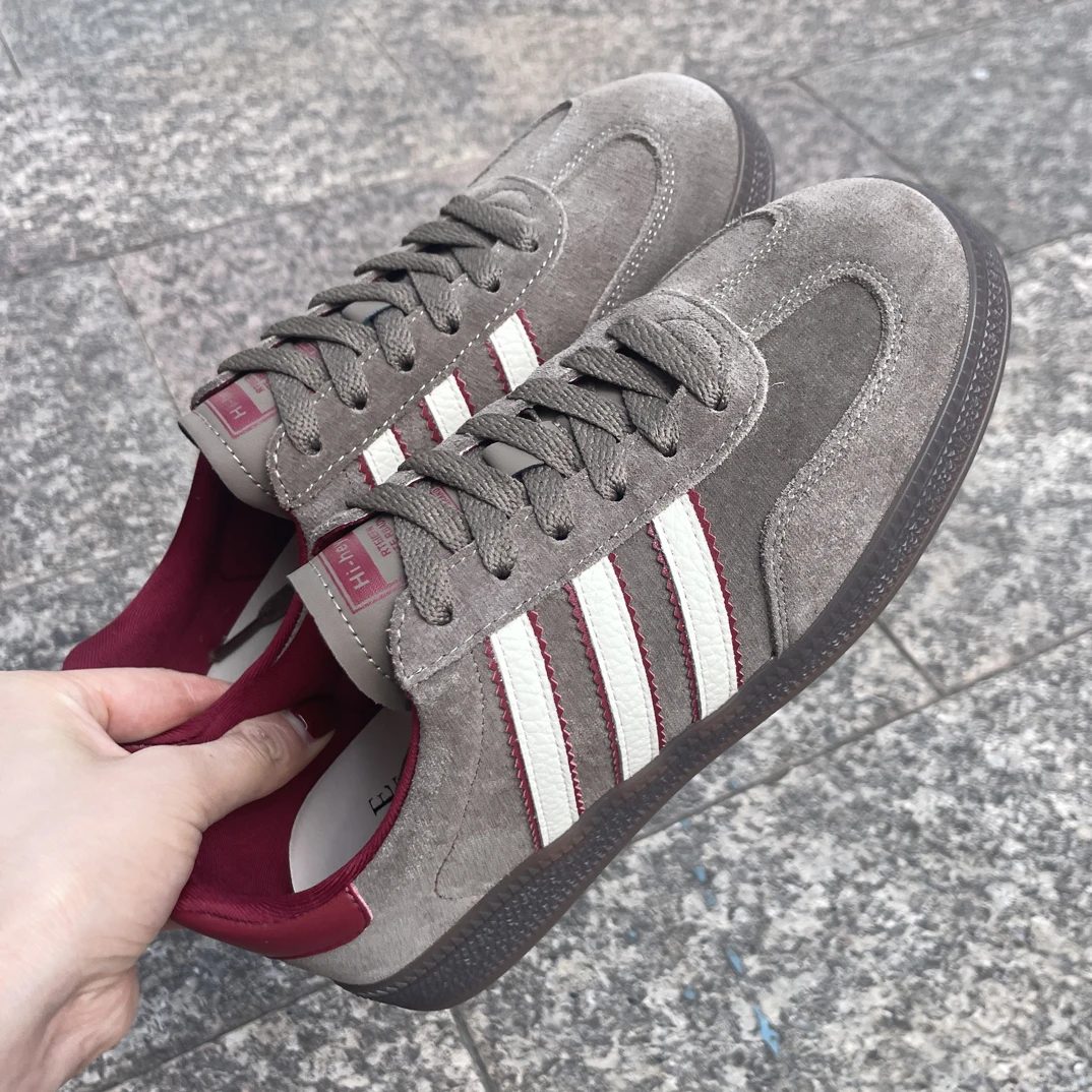 实体鞋店真皮经典阿甘德训鞋CD99-5888