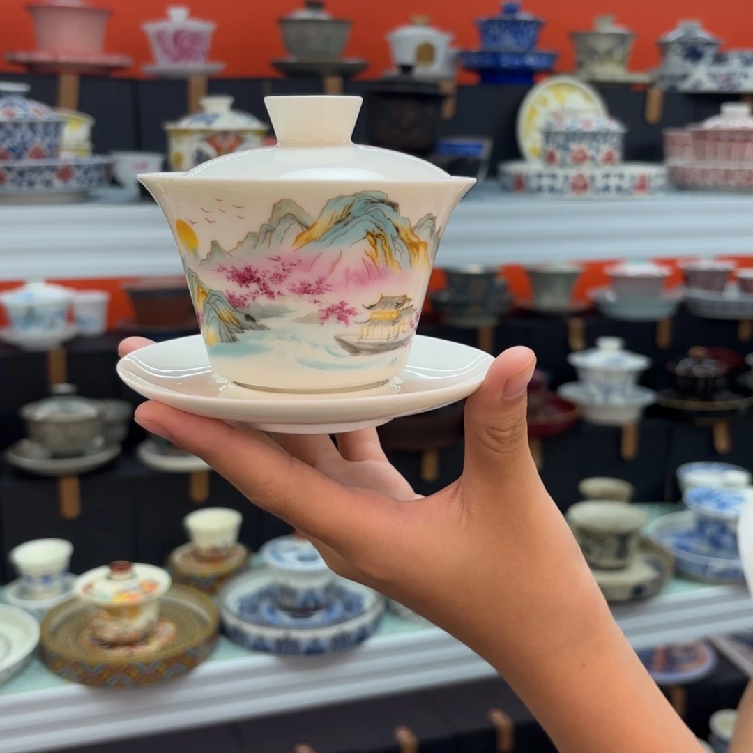 茶具是指由两块金属的