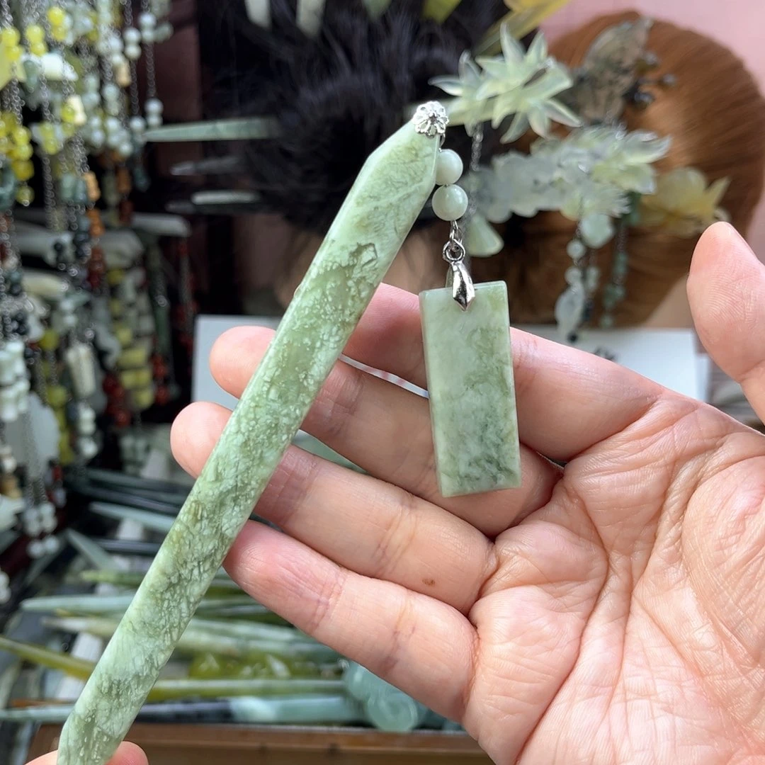 蛇纹石玉发饰未镶嵌长度15厘米左右