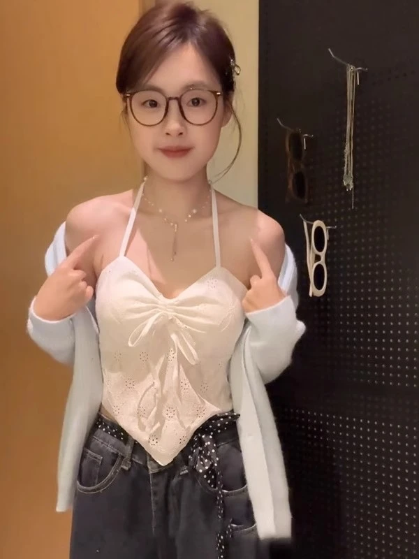 【秋冬内搭必备】纯欲高级感挂脖设计感吊带背心女带胸垫辣妹吊带