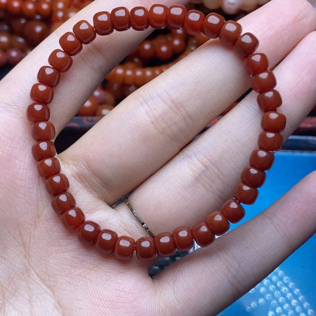 南红玛瑙牛血红卡6未镶嵌