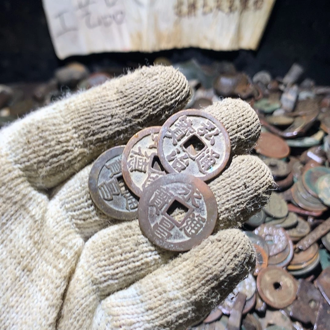 咚****小杨小杨工艺品手机挂件