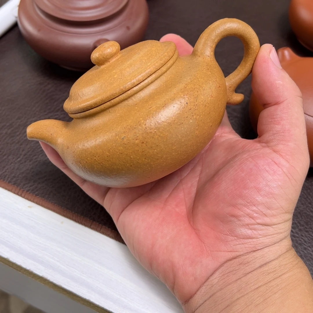 .***芦紫砂茶壶汽修厂的人说他