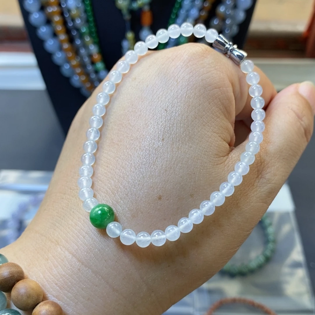 定制翡翠未镶嵌白月光手串