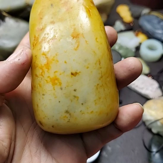 和田玉（糖玉）未镶嵌挂件