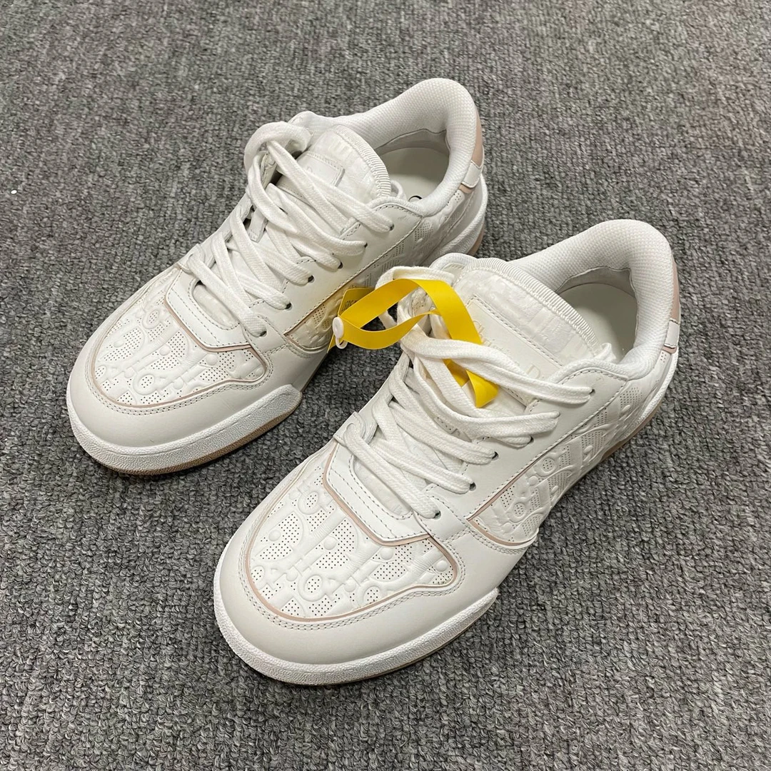 95新 DIOR/迪奥  Oblique印花镂空低帮时尚板鞋 36码/5897