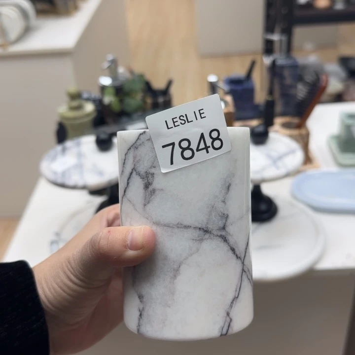 7848。。。。。。。。。折扣