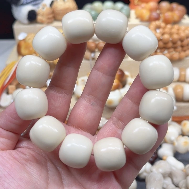 菩提根/象牙果手串2-12-15 象牙果桶珠微瑕