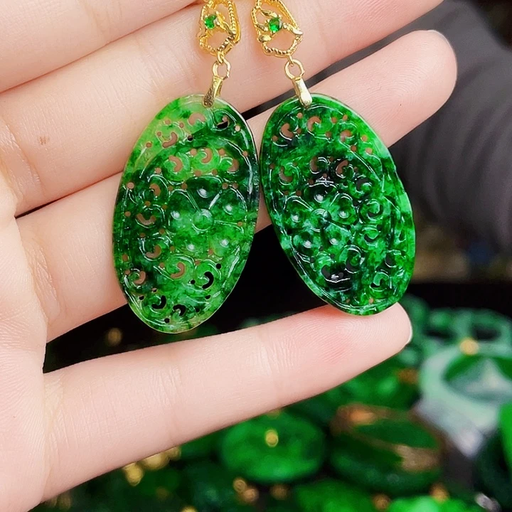 翡翠银S925镶嵌颈饰多样性