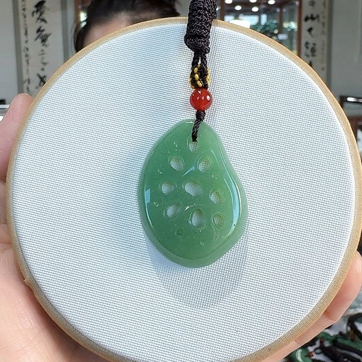 密玉（石英质玉）未镶嵌颈饰