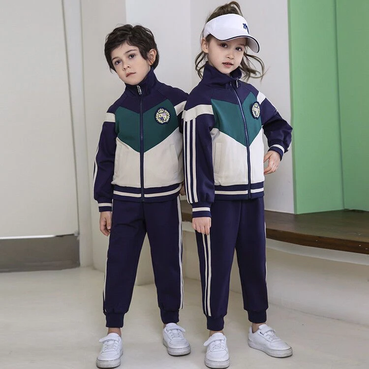 B295绿米拼接运动套装男女同款(没有徽章)