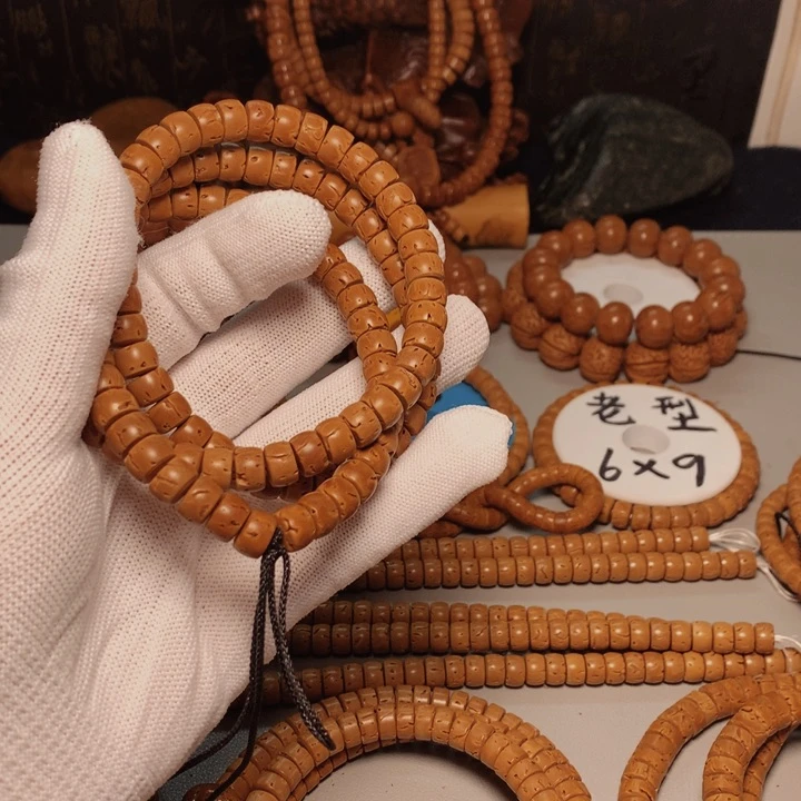 桃核吊坠小**?桃核脖挂69