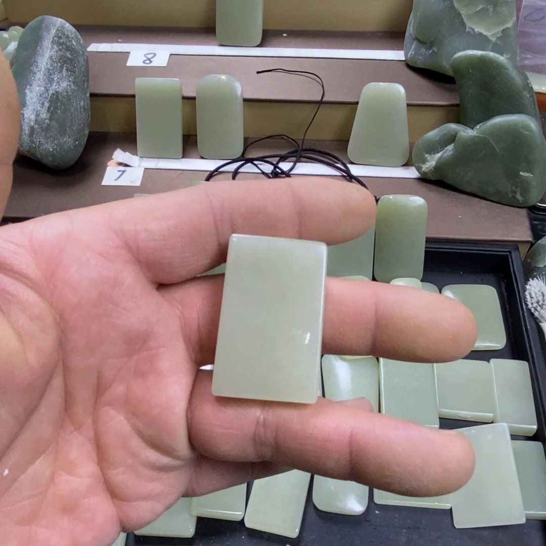 颈饰未镶嵌和田玉寞*020