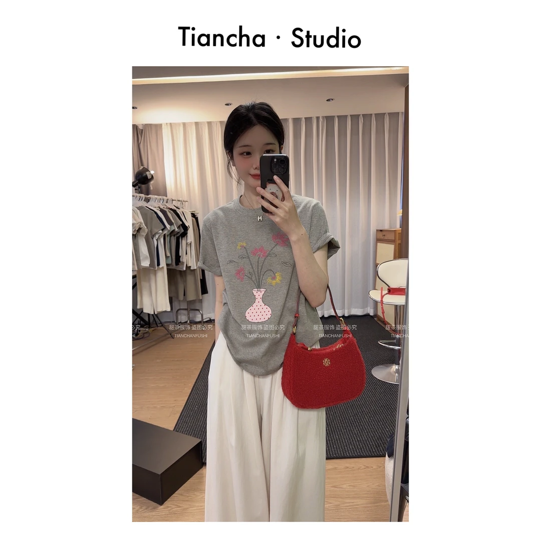 sweet c【刺绣小花朵】M241#夏新款韩版风正肩短袖T恤女甜美刺绣