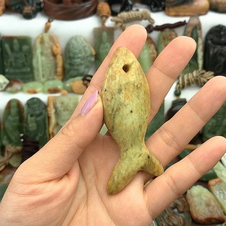 岫岩老玉（透闪石质玉）未镶嵌挂件