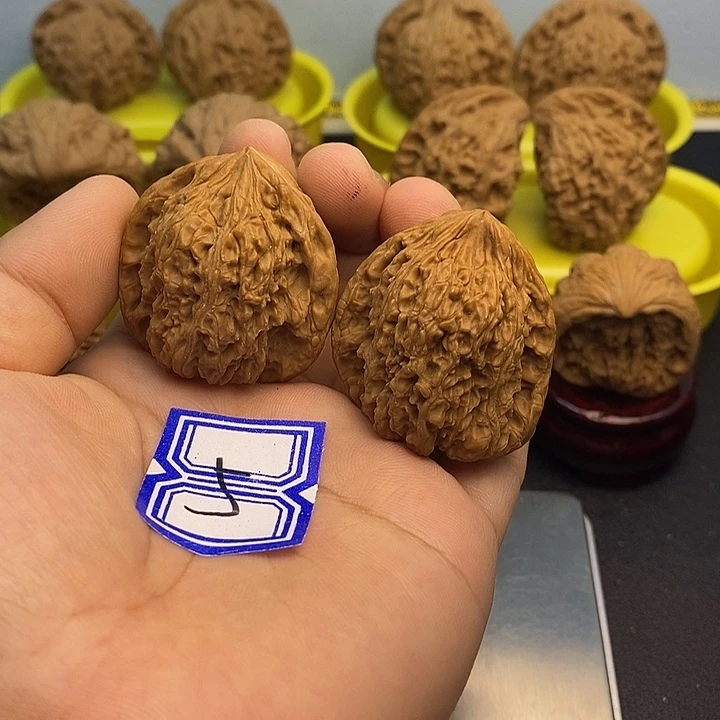 文玩核桃把件36南疆石