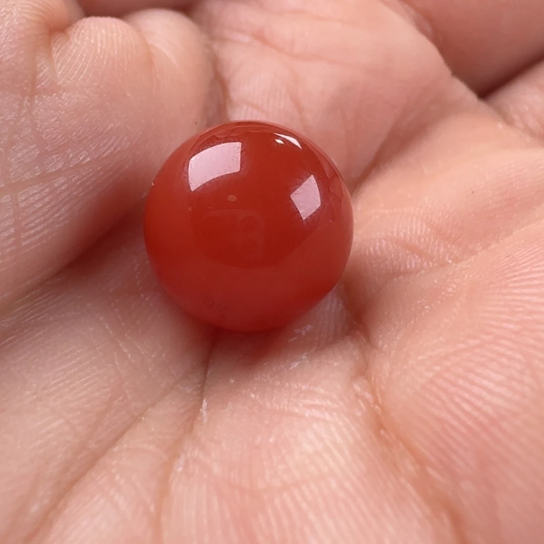 南红玛瑙未镶嵌圆珠12.8