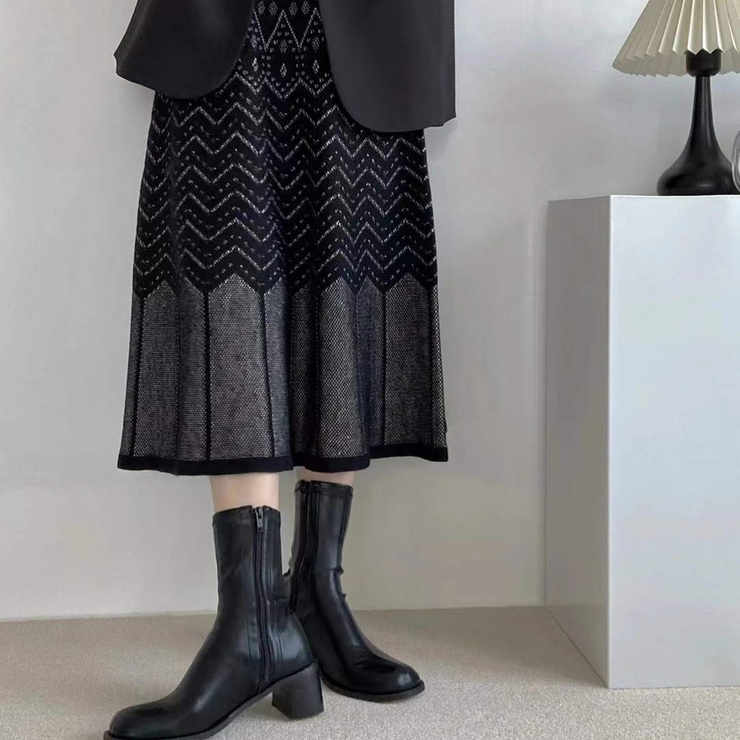 悦享女装2021秋冬新款百搭显瘦休闲A字裙高腰波纹提花针织半身裙