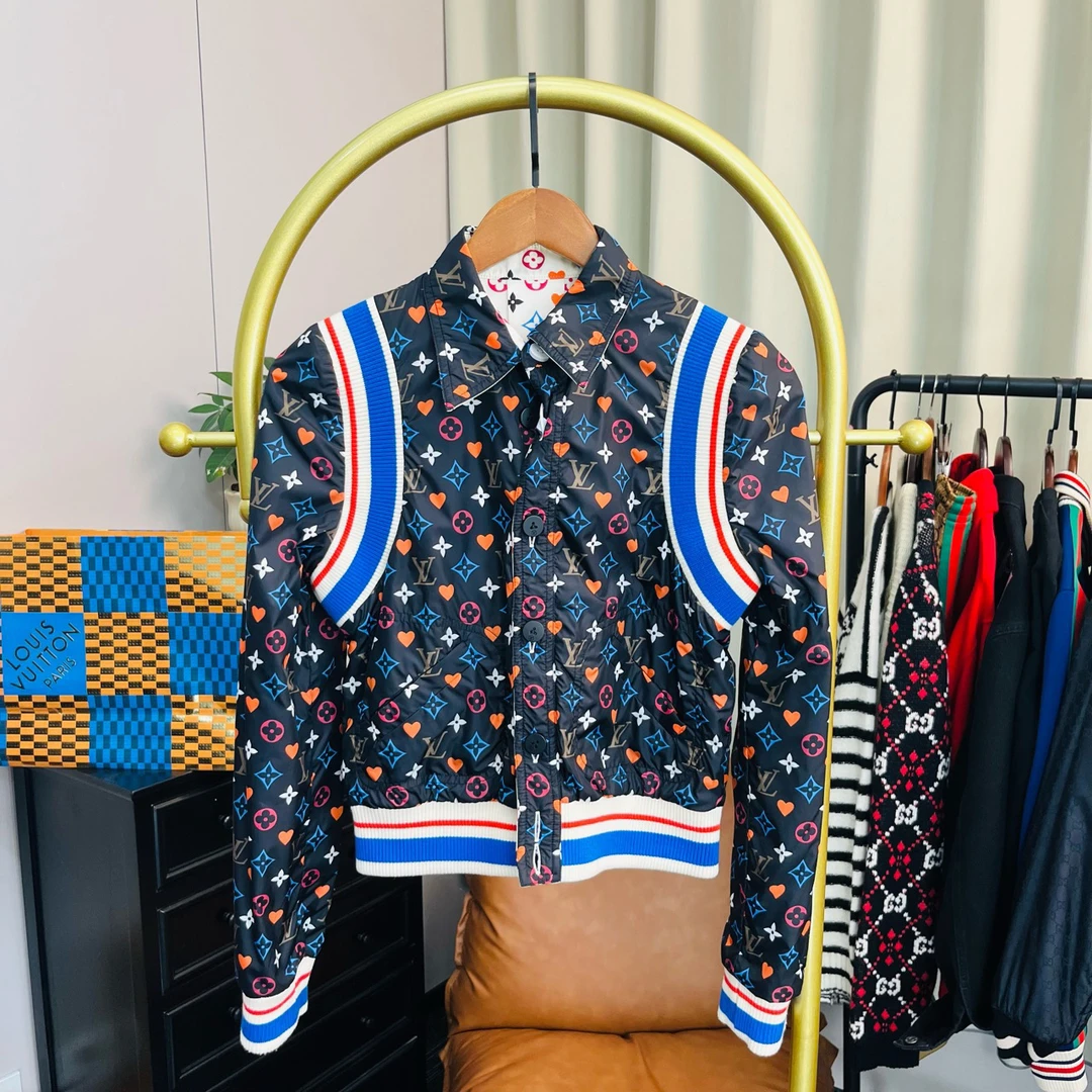 99新 LouisVuitton/路易威登 黑白扑克牌满印双面夹克 36码 99新