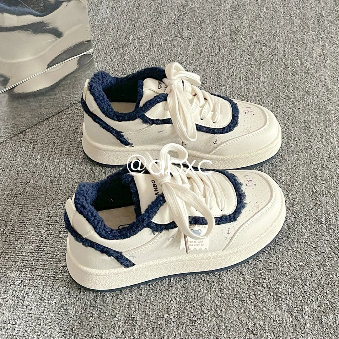 冬季加绒厚底小白鞋子女款爆款2025新款面包鞋保暖二棉鞋百搭板鞋