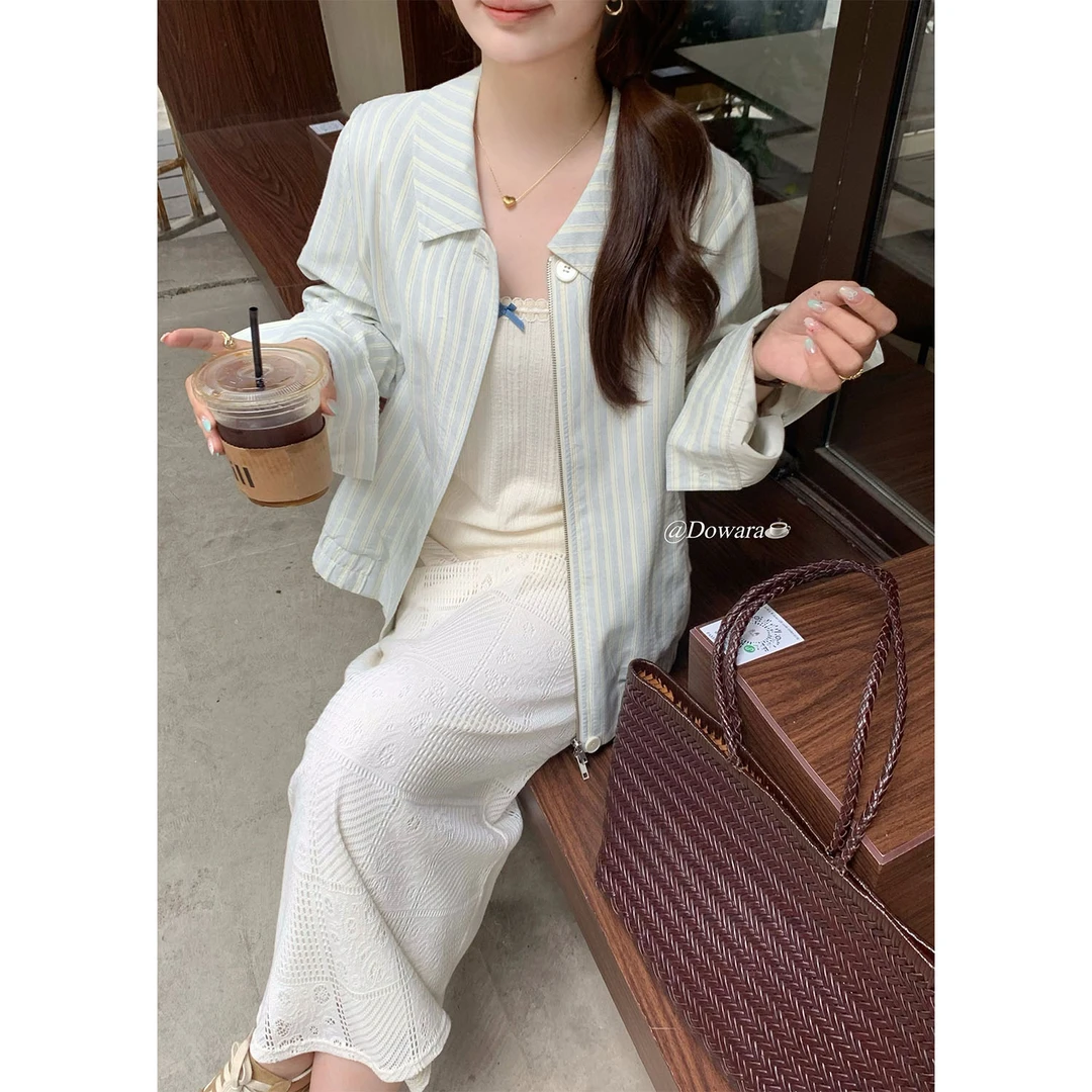 现货8001D 大婉酱千千微胖定制复古老钱风条纹夹克休闲外套上衣女