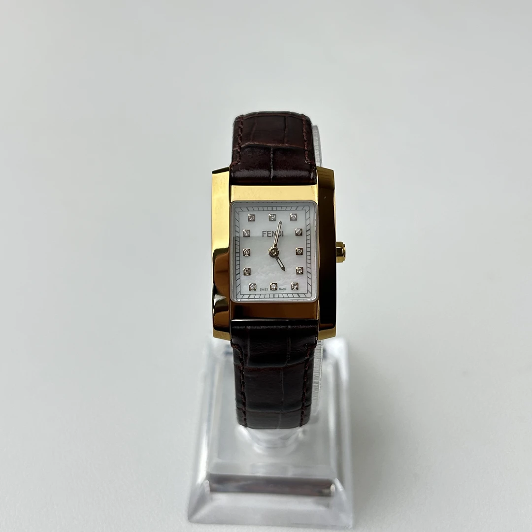 95新 FENDI/芬迪 Q079/女士石英腕表/表径21mm中古镶钻