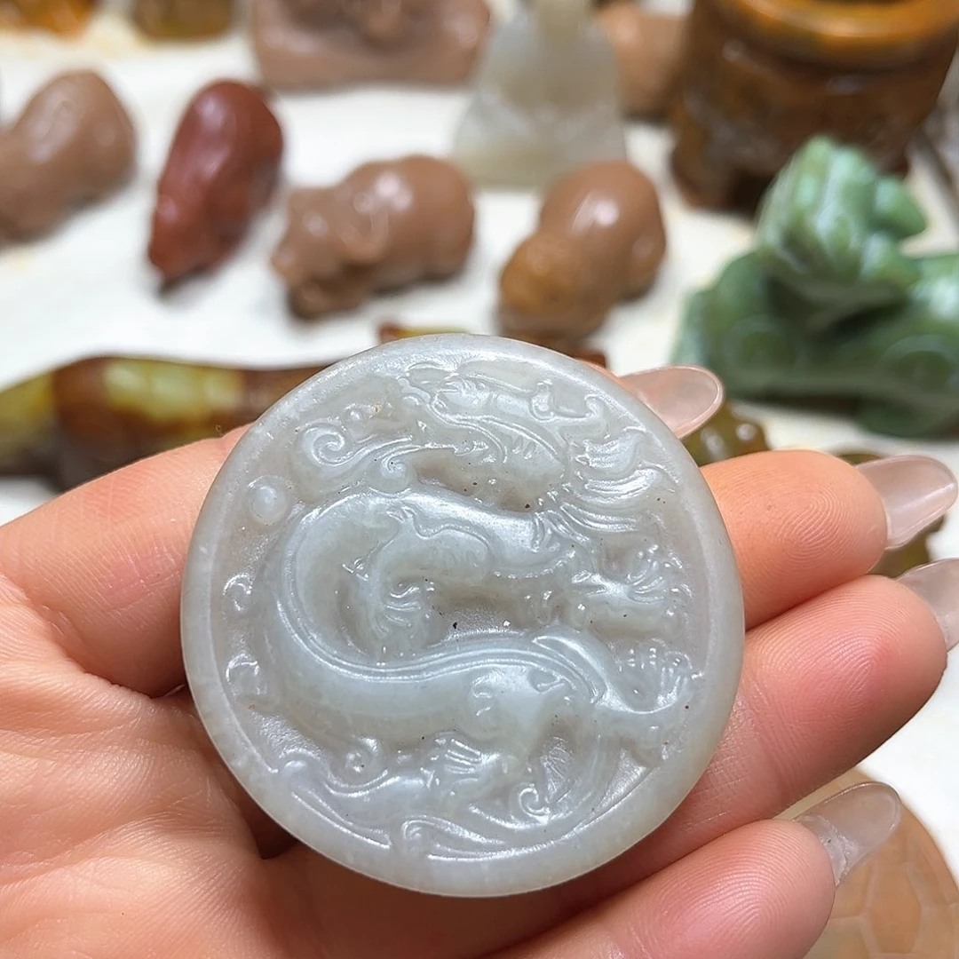 白玉菩提吊坠白玉菩提吊坠