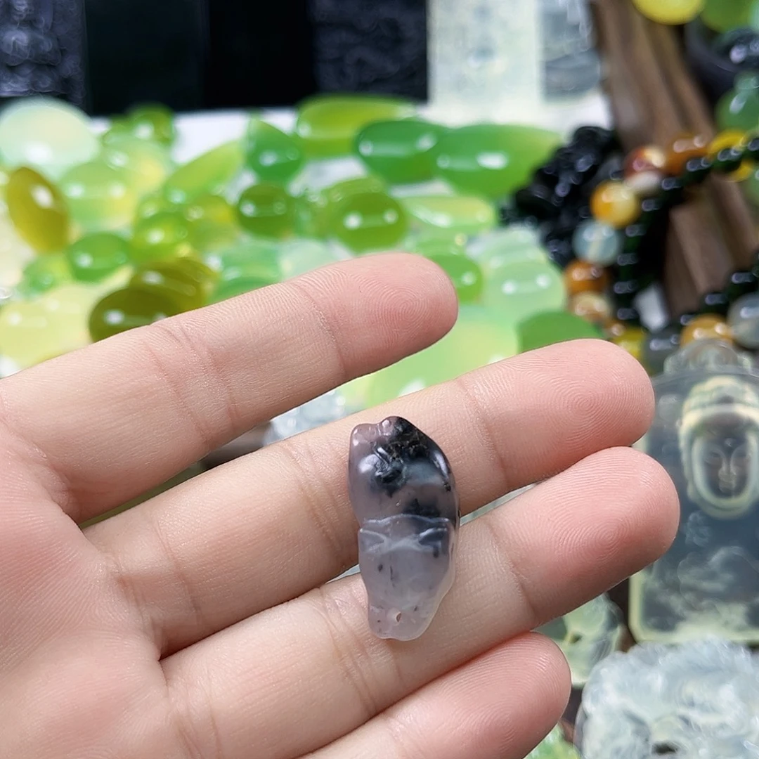 岫玉未镶嵌吊坠(不含链)