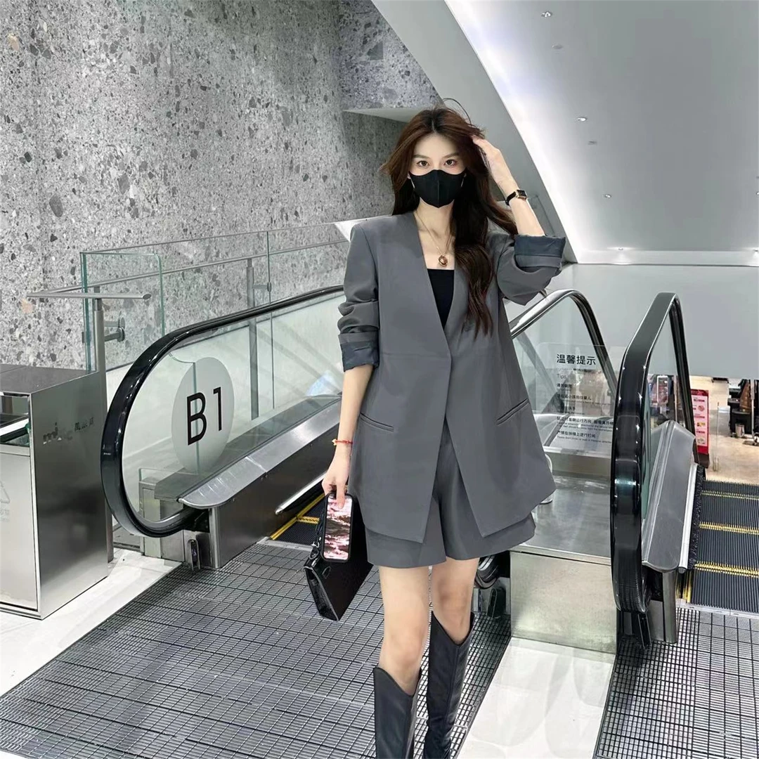 【青】Liixu休闲西装外套女设计感宽松显瘦西服短裤两件套XZ286