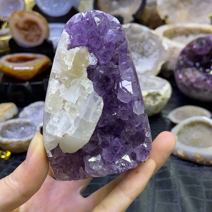 未镶嵌珠宝半成品水晶