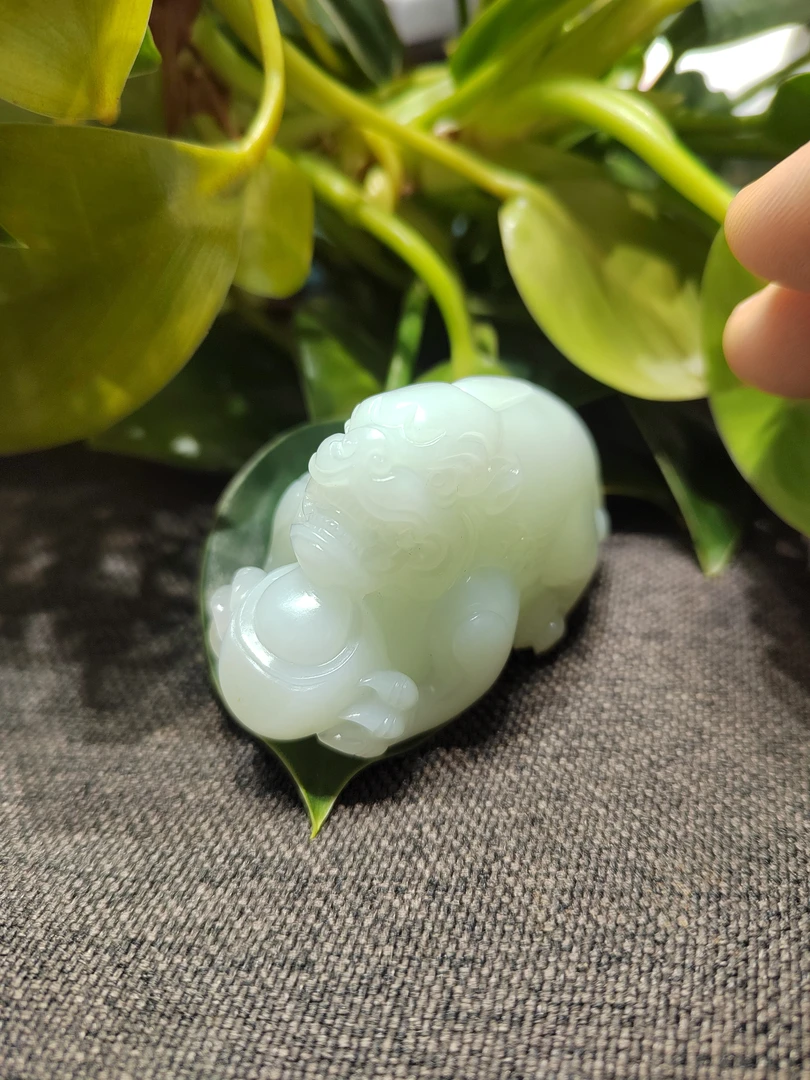 新疆和田玉貔貅手把