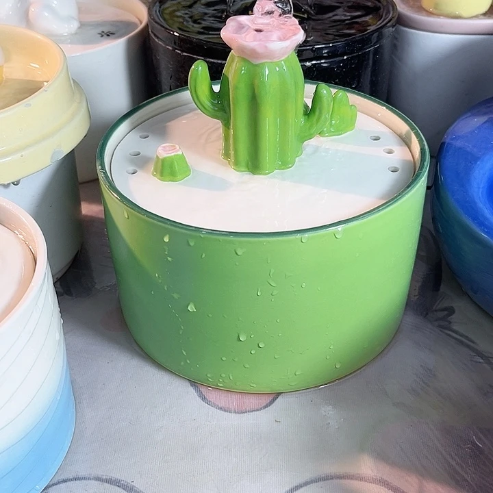 陶瓷M****y仙人掌大号瑕疵颜色随机