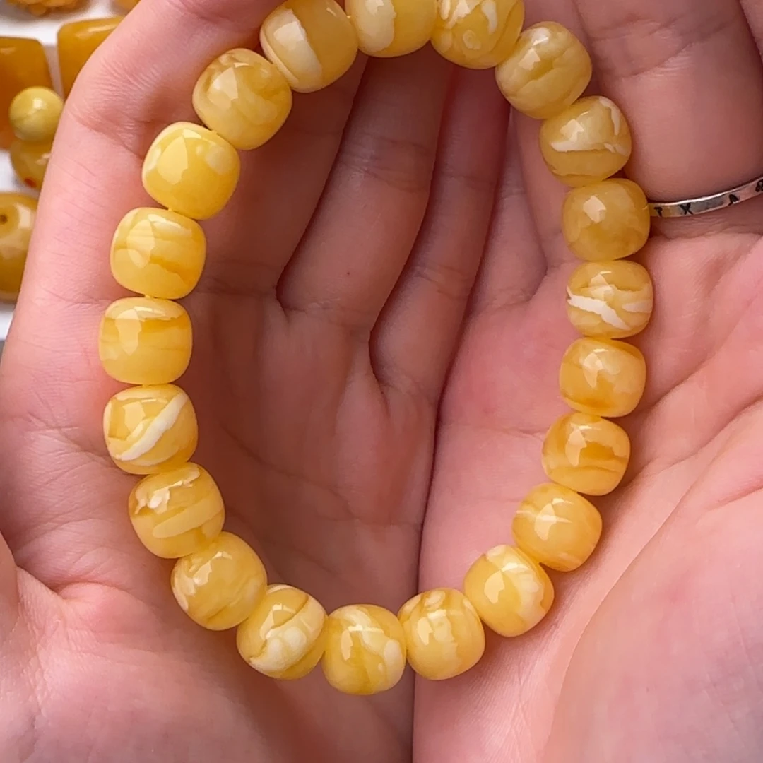 琥珀未镶嵌颈饰同料老型