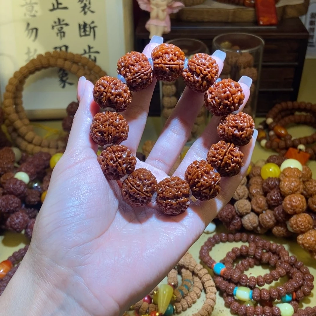 吊坠金刚菩提236玉化满肉一物