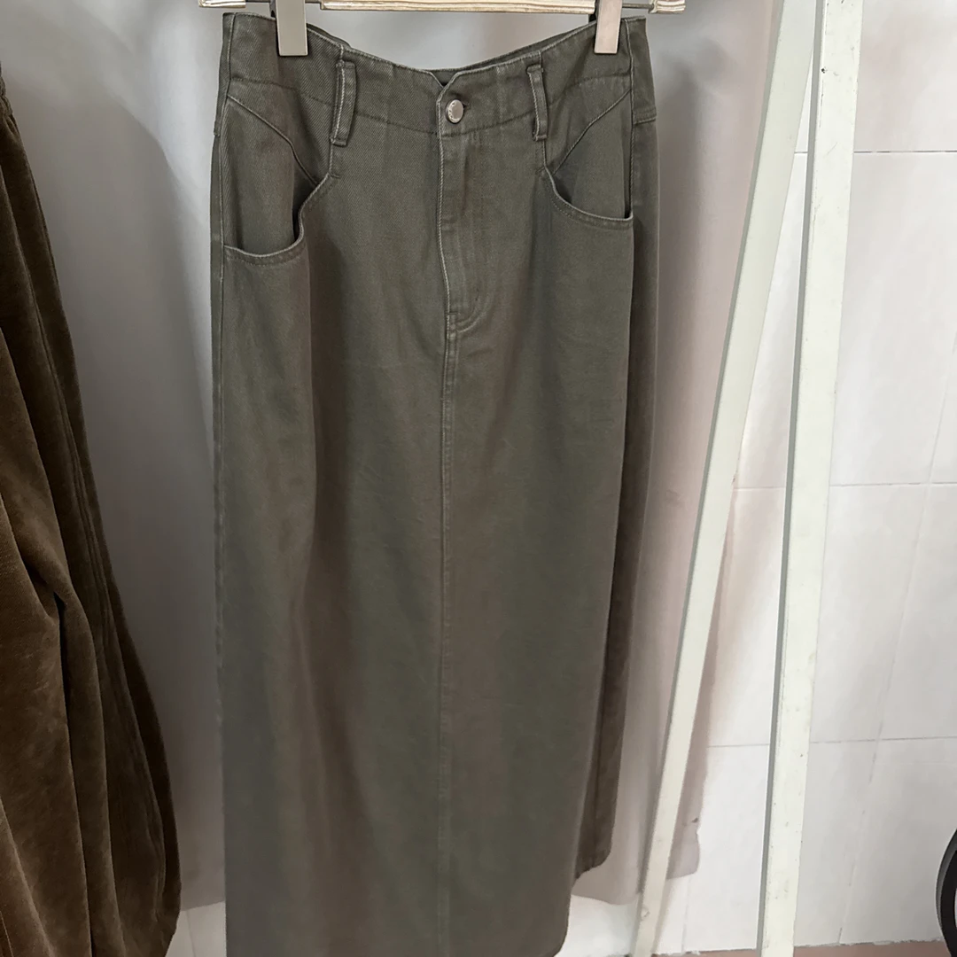 时尚休闲通勤牛仔半身裙女2025秋季新款直筒开叉包臀显瘦A字裙子