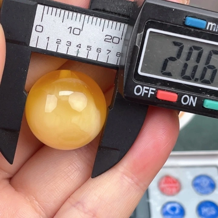 琥珀裸石未镶嵌微瑕760