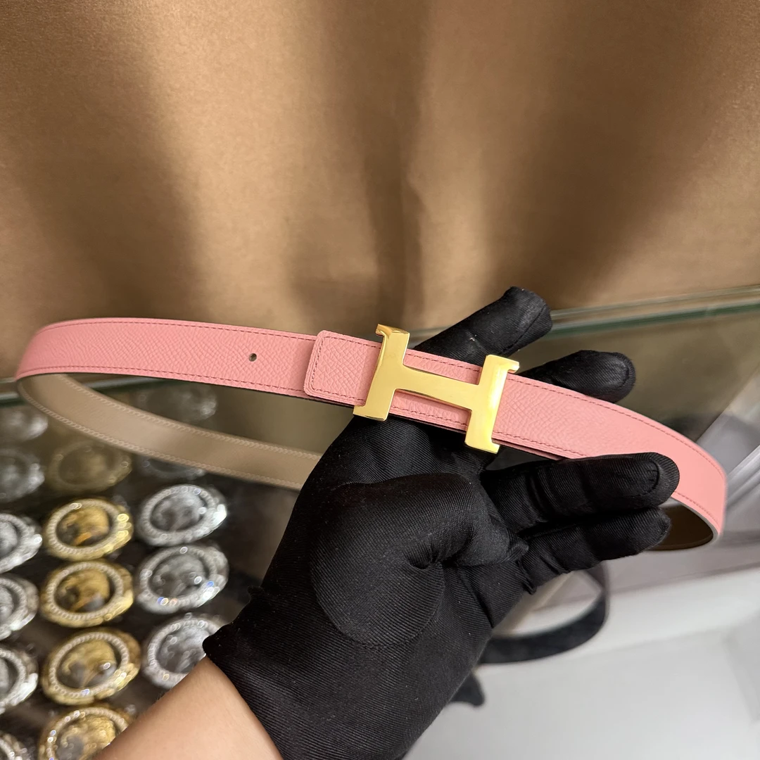 新款女士高档皮带休闲工字扣H扣牛皮腰带潮流时尚休闲百搭韩装饰