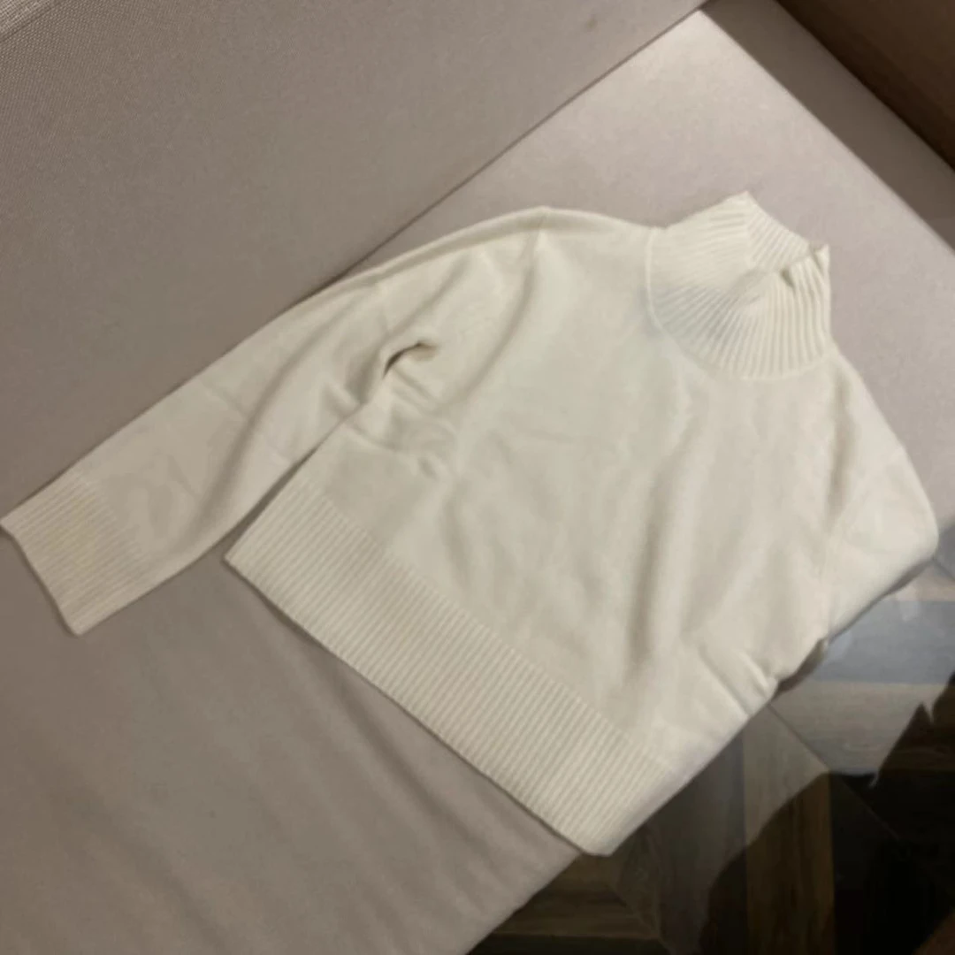 MNFK 出口订单 羊绒毛衣 MY0470