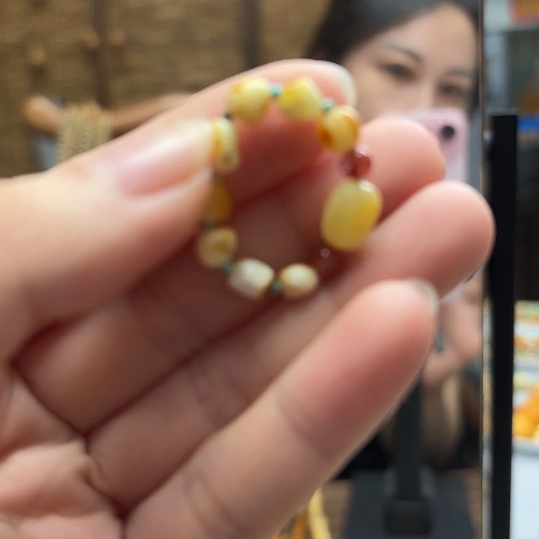 不***.未镶嵌颈饰琥珀戒指
