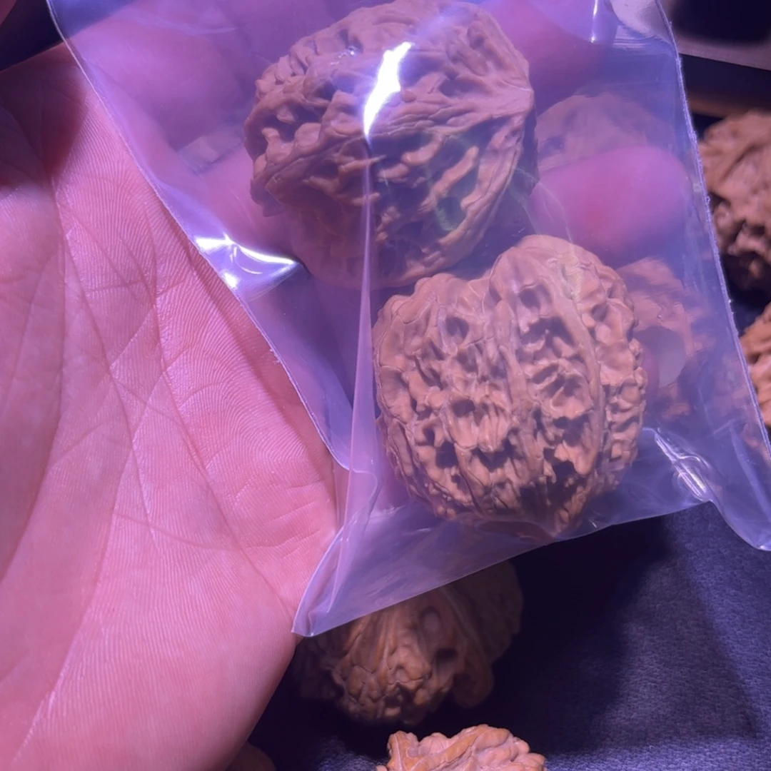 导***熊吊坠文玩核桃苹果园