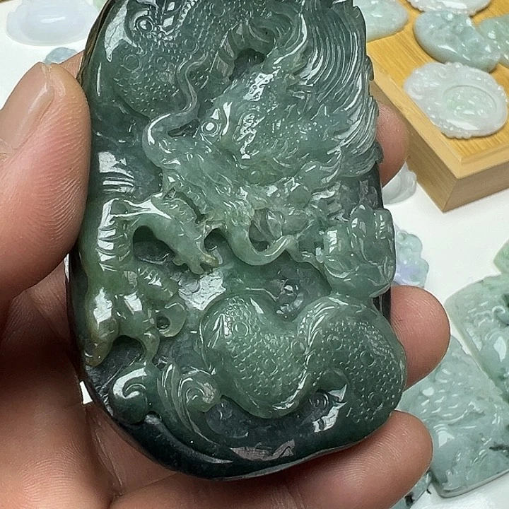 翡翠吊坠(不含链)未镶嵌杨*