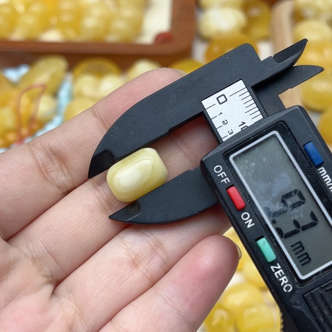 裸石蜜蜡未镶嵌天然