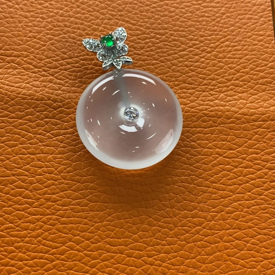 石英质玉吊坠(赠链)银S925镶嵌