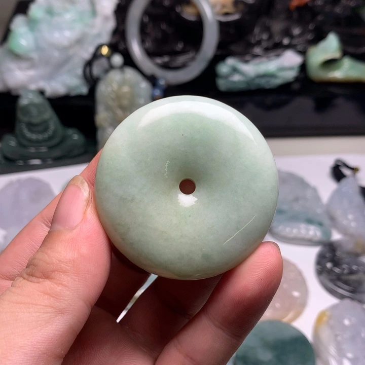 翡翠未镶嵌颈饰平安扣34